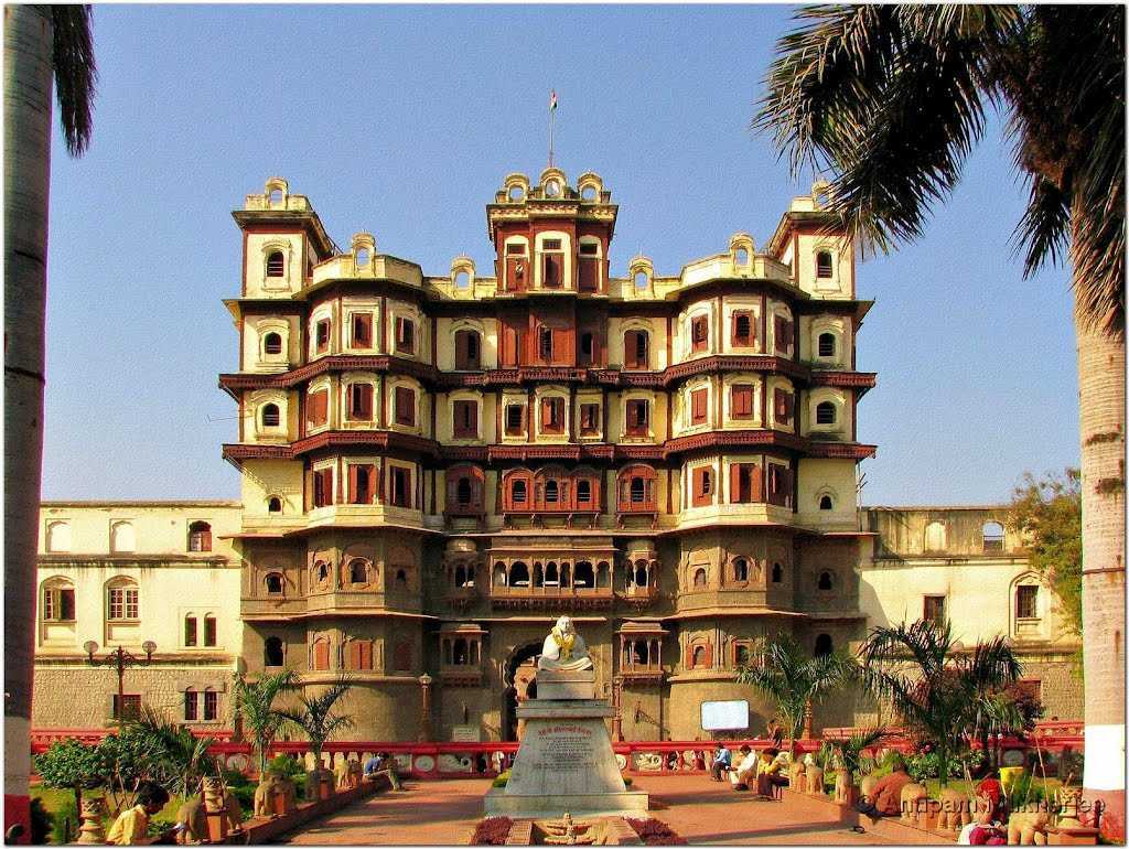 tourist places at indore